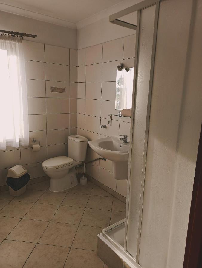 Pokoje Goscinne Kropka Тарновске Гори Екстериор снимка